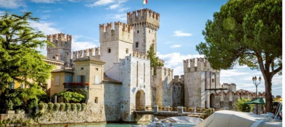 Hoya Apartment Sirmione Exterior photo