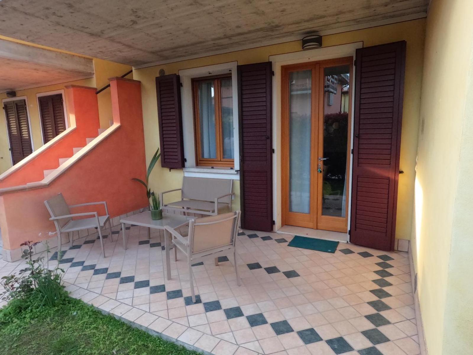 Hoya Apartment Sirmione Exterior photo